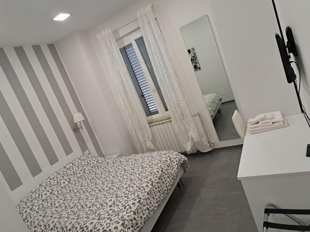 Massaro Apartments Via Firenze Pescara Abruzzo Екстериор снимка